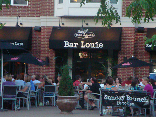 Restaurant Review – Bar Louie in Kirkwood | Review St. Louis