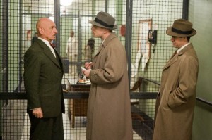 Leonardo DiCaprio and Mark Ruffalo Talk to Ben Kingsly in Shutter Island