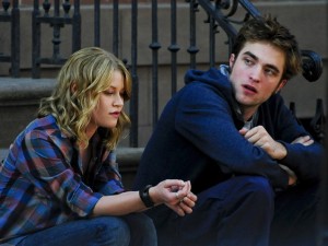 Robert Pattinson and Emilie de Raven in Remember Me