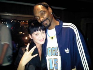 Katy Perry Featuring Snoop Dogg California Gurls