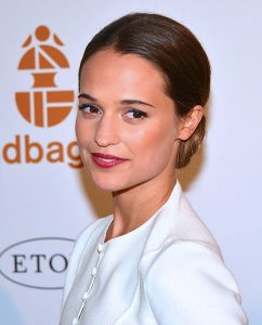 alicia-vikander-reviewstl