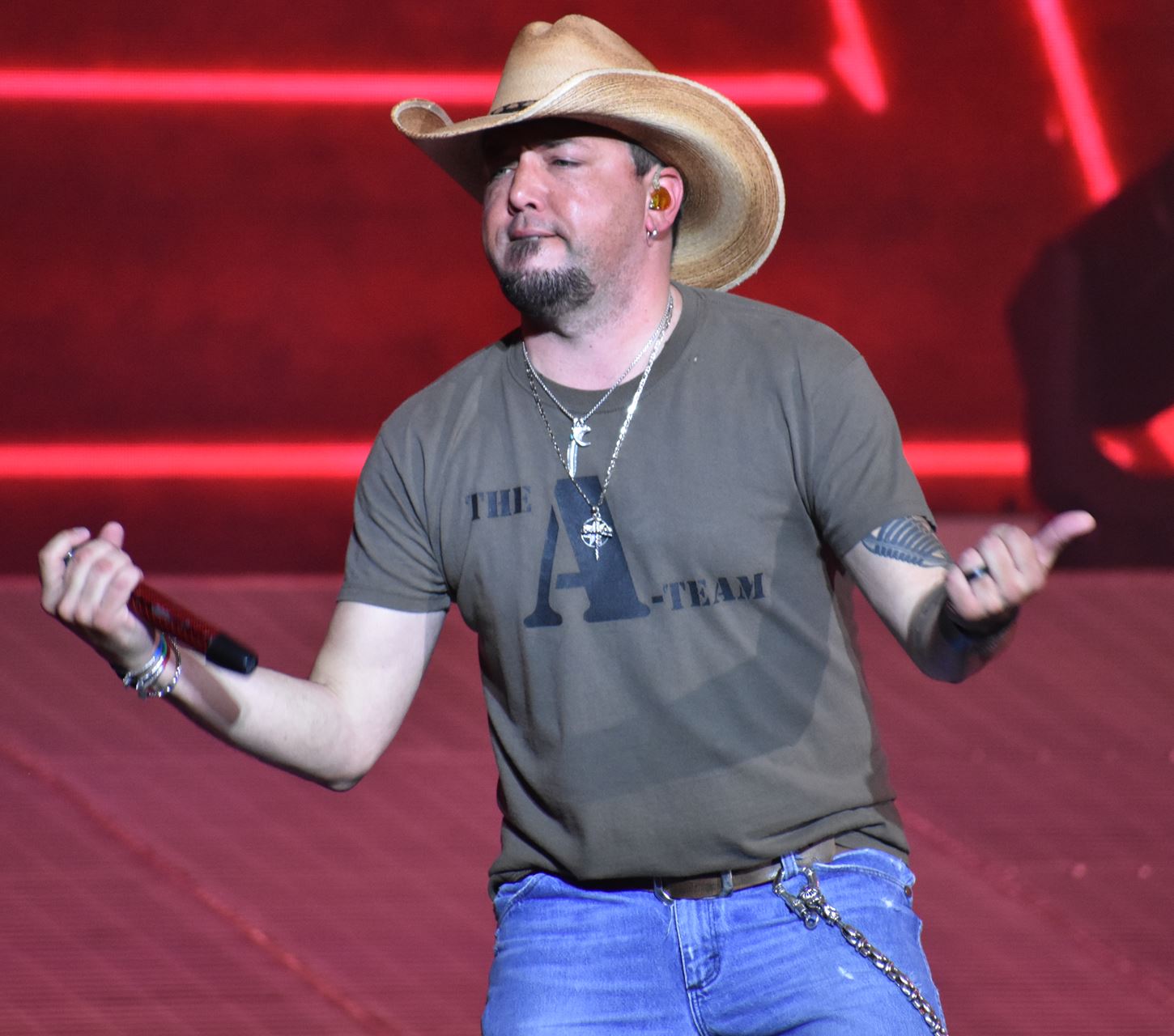 Concert Review: Jason Aldean at Hollywood Casino Amphitheatre | Review St. Louis