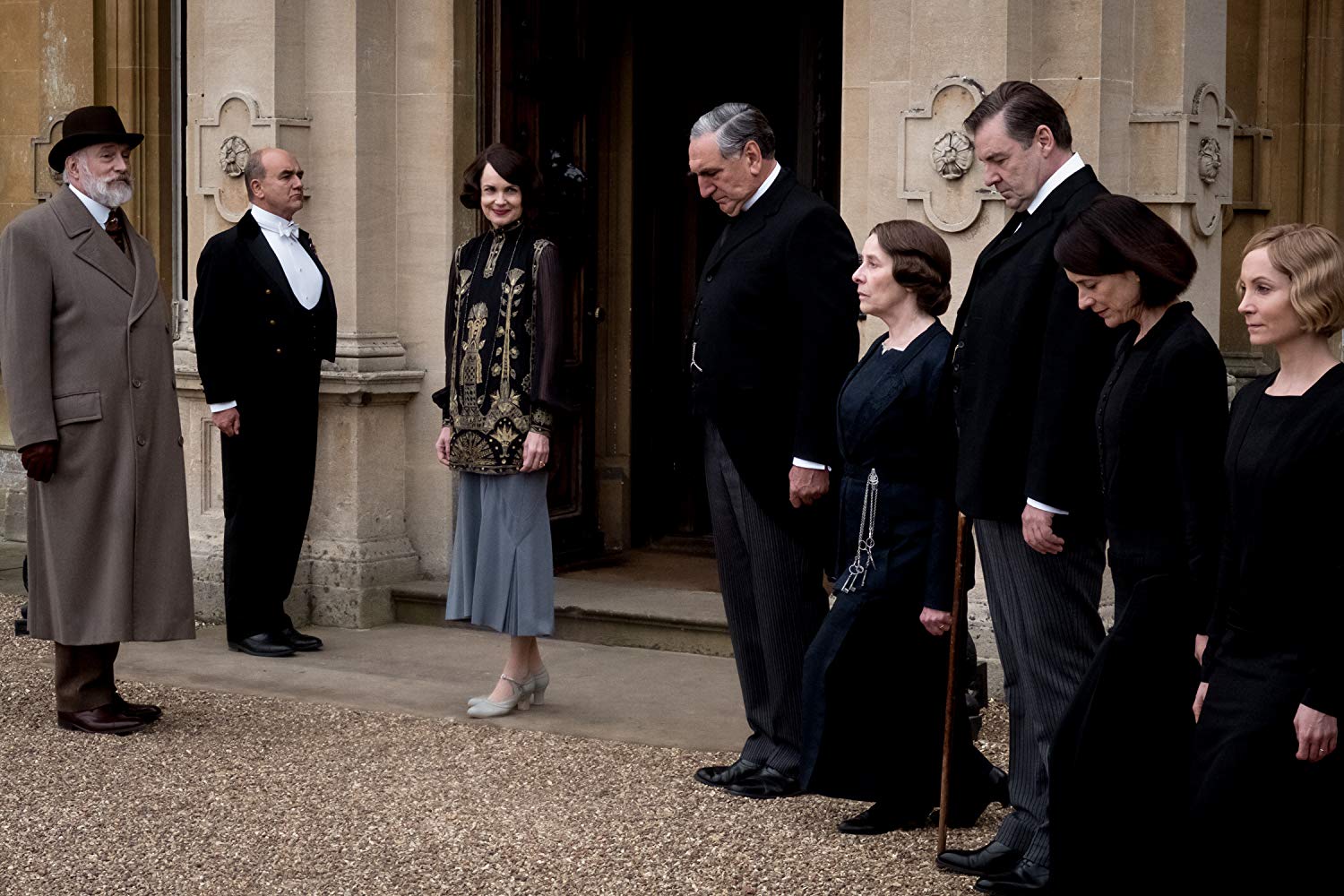 Movie Review: DOWNTON ABBEY (2019) | Review St. Louis1500 x 1000