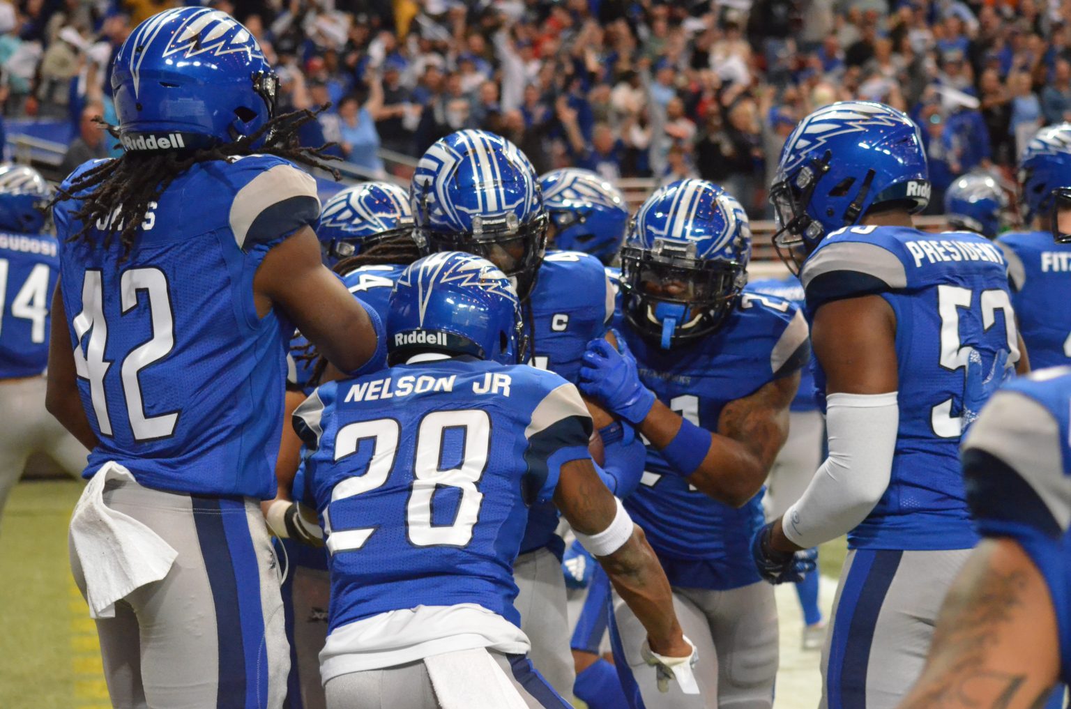 Battlehawks set XFL attendance record, roll New York Guardians